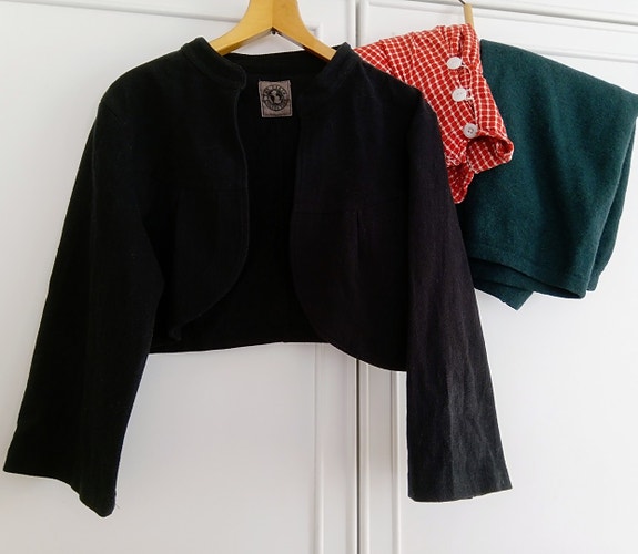 Earth Collection toppi, tuulitakki, mekot, shortsit, Benetton mekko