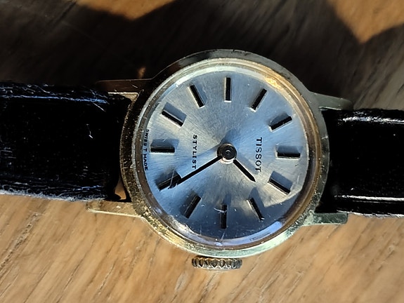 Tissot Stylist toimiva kello