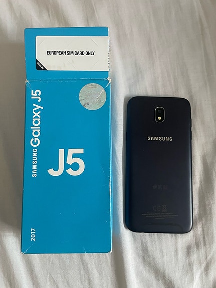 Samsung J5 korjattavaksi