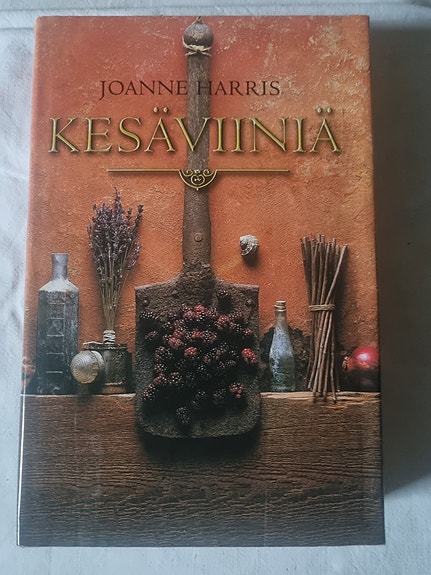 Kesäviiniä - Joanne Harris
