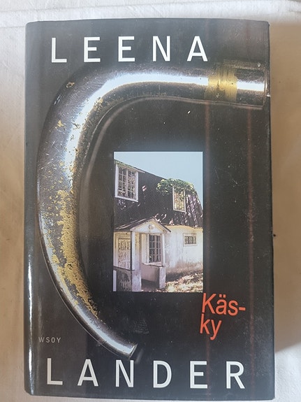 Käsky - Leena Lander