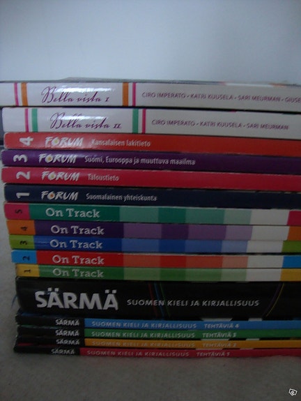 Lukion kirjoja , OnTrack, Särmä, Forum 1