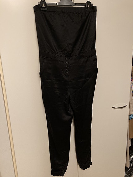 Juicy Couture musta silkkihaalari, M