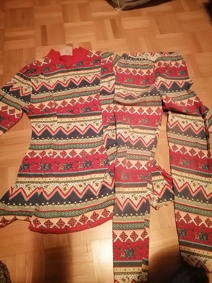 90-luku Tunika ja legginsit 152cm