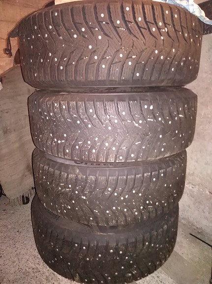 Wv vanteilla nastarenkaat h.450e