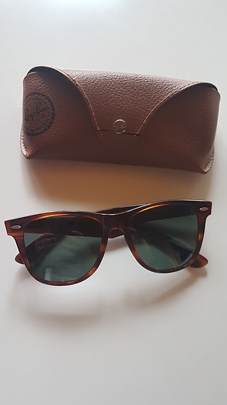 Vintage RAY BAN Wayfarer