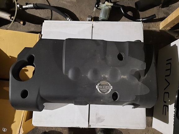 Nissan Primera P12 -05:n moottorin koppa