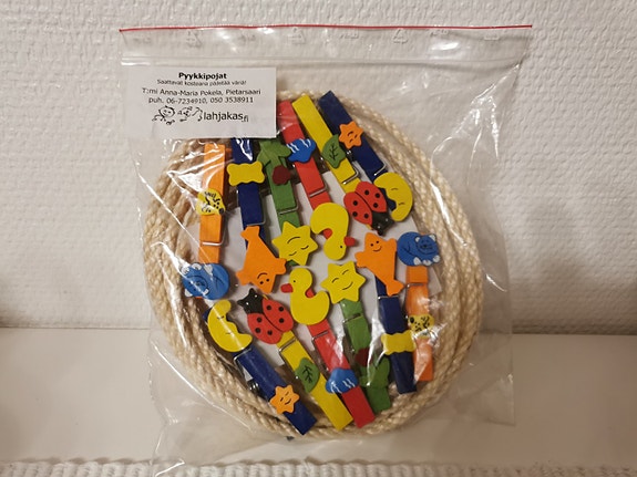Product image 1 of 2
