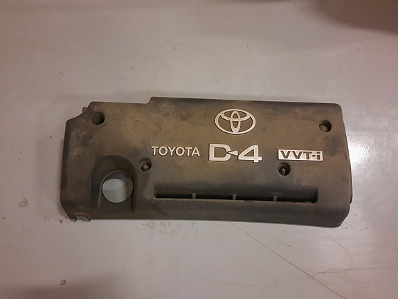 Toyota Avensis T25 2.0 bensan moottorin koppa