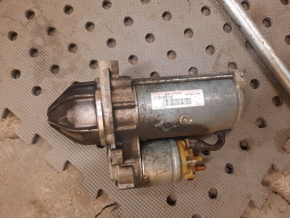 MB W203 200CDI starttimoottori