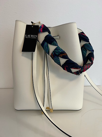 Product image 1 of 8