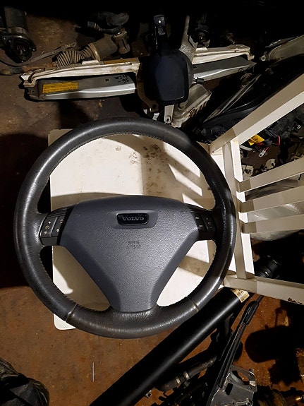 Volvo S60 -02:n ratti+airbag