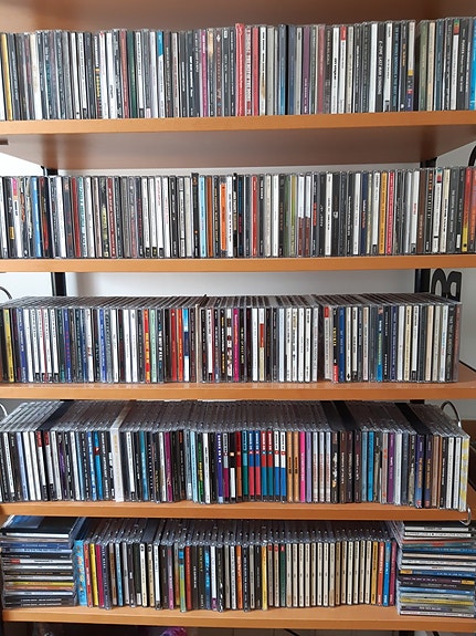 Ulkomaista pop/rock/yms. musiikkia - cd:t alkaen 1 e
