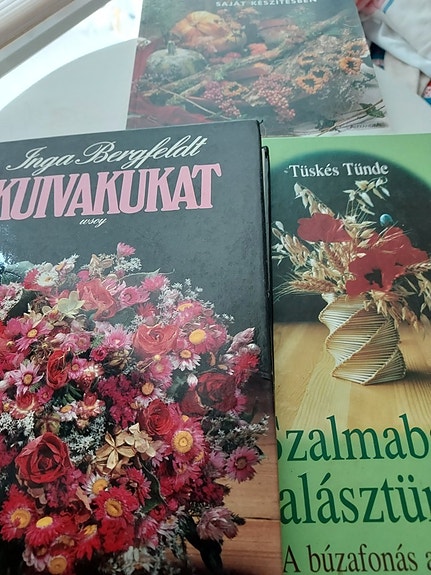 Kuivakukat asetelmat