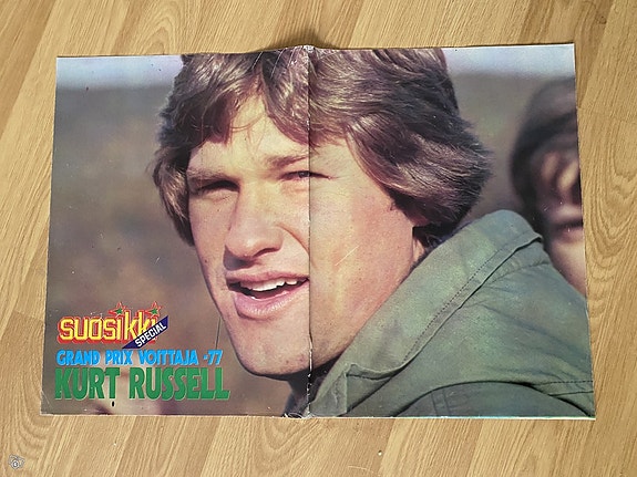 Kurt Russell ja Kevin Costner julisteet