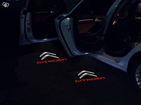 Citroen C2/C3/C4/C5/C6 ym. logolliset ovivalot — logo maahan (2kpl)