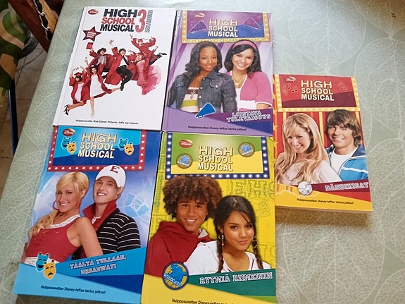 Disney High Scholl Musical Kirjat 5 kpl
