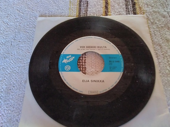 Eija Sinikka 7" Voi Heikki kulta