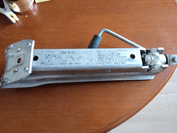 Product image 1 of 2