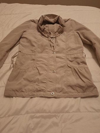 Beige skila takki koko 40