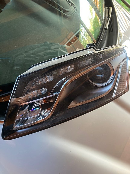 Audi Q5 etuvalo