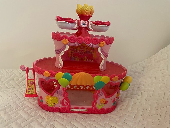 Product image 1 of 3