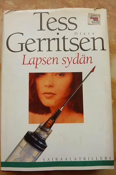 Tess Gerritsen Lapsen sydän Kirja