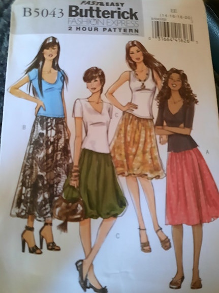 Butterick hame ja mekko kaavat