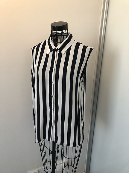 Vila hihaton raidallinen paita 36/38