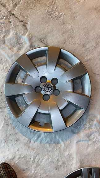 Toyota pölykapseli