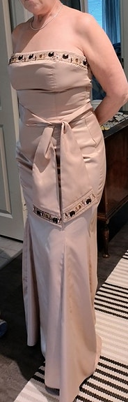 Beige VERO MODA juhlapuku 42