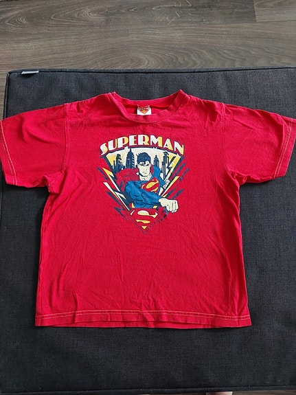 T-paita Superman koko 120cm