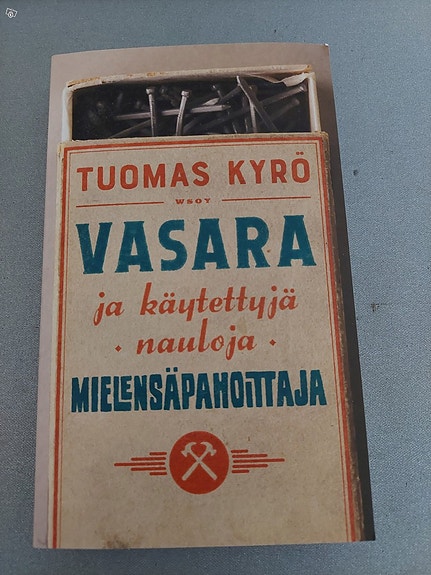 Tuomas Kyrö; Vasara ja käytettyjä nauloja