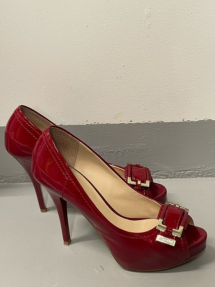 GUESS platoo avokkaat (39)