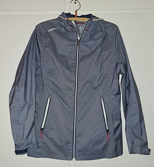 Vedenpitävä takki - waterproof & breathable