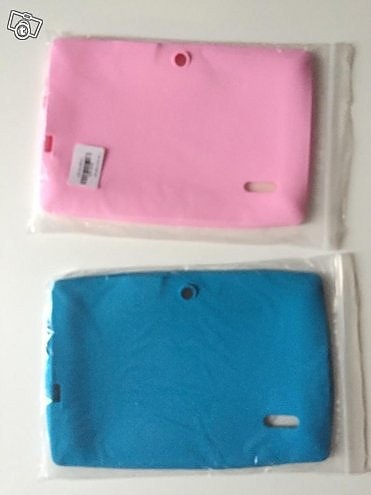 7" tablettiin 2kpl silikonikuoria