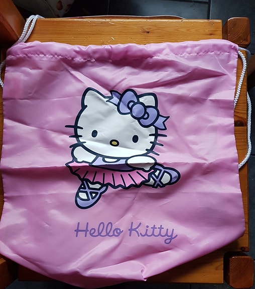 Hello Kitty -jumppapussi