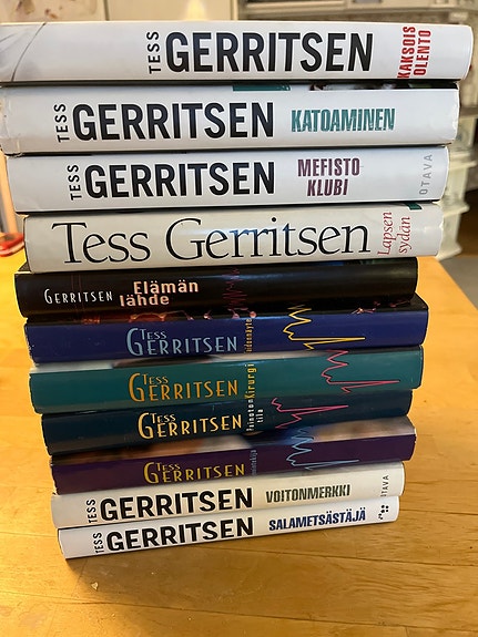 Tess Gerritsen kirjoja