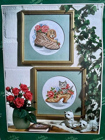 Kaksi ristipistotaulua