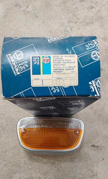 Peugeot 404
