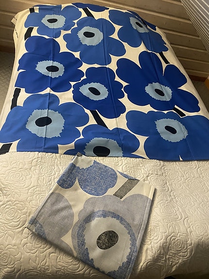 Unikko verhot sininen pituus 152