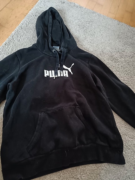 Puma musta huppari 40