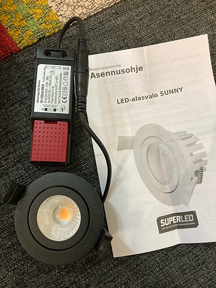 Led alasvalo / lamppu / katto-lamppu . Käyttämätön. Hki