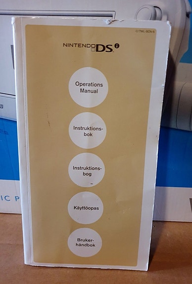 Nintendo DSi käyttöohjeet