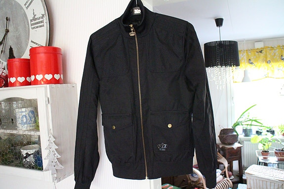 Adidas takki. 38