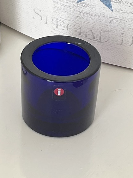 Marimekko Kivi kynttilälyhty Koboltinsininen.