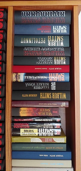 Wilbur Smith kirjoja