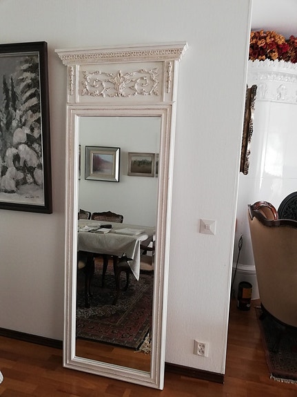 Maalaisromanttinen iso peili