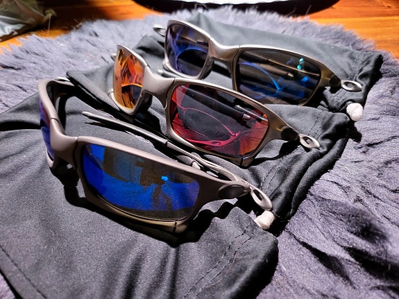 Product image 1 of 6