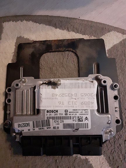 Peugeot 307 SW 1.6 2005 ruiskutus ohjausyksikkö